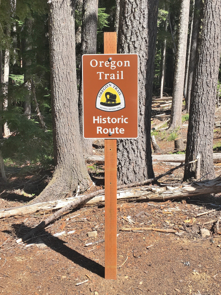 Oregon-Trail-Barlow-Pass-0352-3.3m